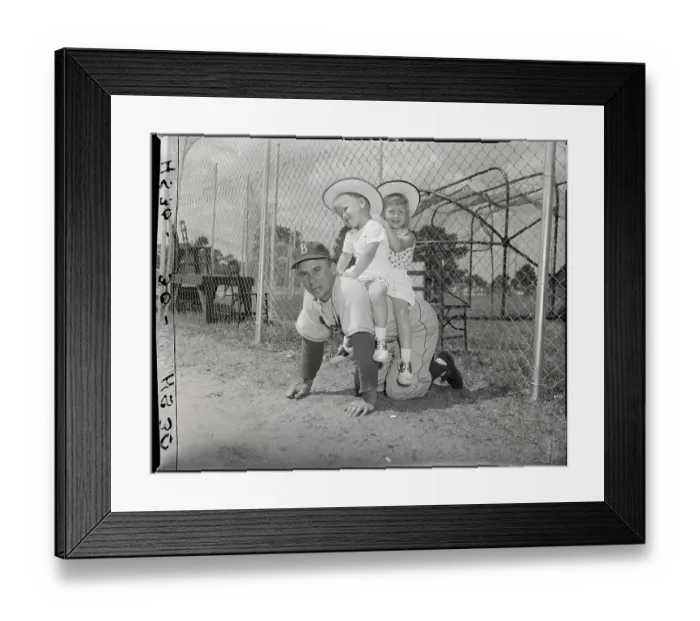 Framed Print : Pee Wee Reese W / Two Kids On His Back Framed Print : Pee Wee Reese W / Two Kids On His Back