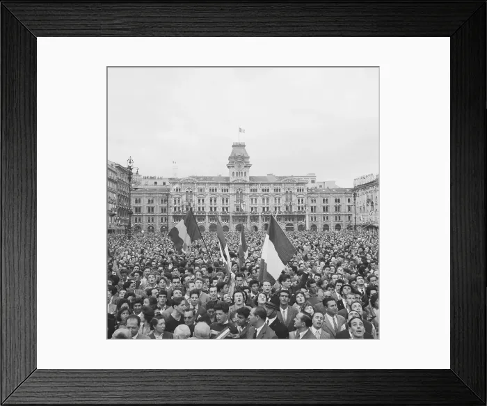 Framed Print : Happy Crowd in Front of Governmental Building Framed Print : Happy Crowd in Front of Governmental Building
