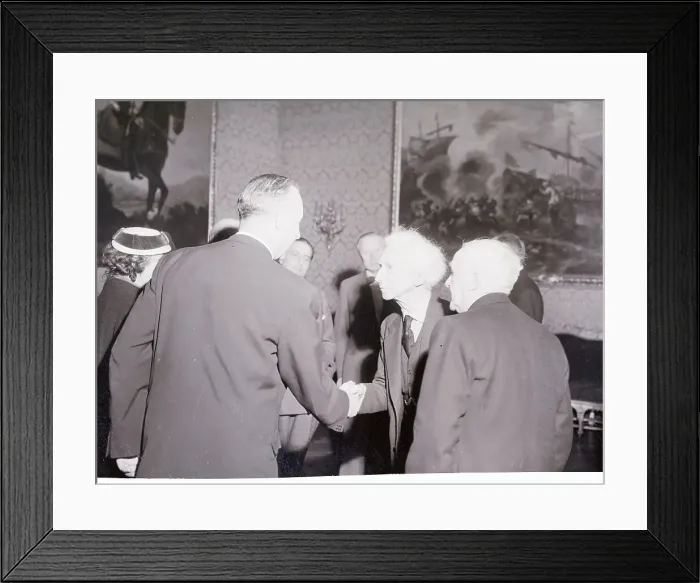 Framed Print : Lord Bertrand and Senator De Senarclens Shaking Hands Framed Print : Lord Bertrand and Senator De Senarclens Shaking Hands