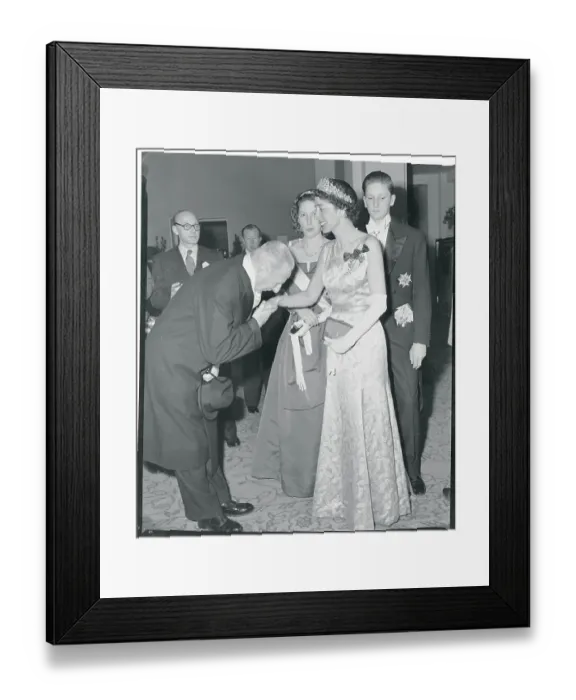 Framed Print : Count de Bizi Kissing Princess Marie