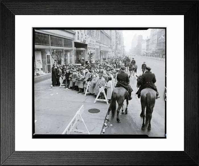 Framed Print : Bargain Day Shoppers Crowd Hearn'S Store Framed Print : Bargain Day Shoppers Crowd Hearn'S Store