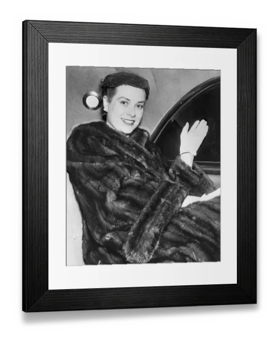 Framed Print : Grace Kelly Framed Print : Grace Kelly