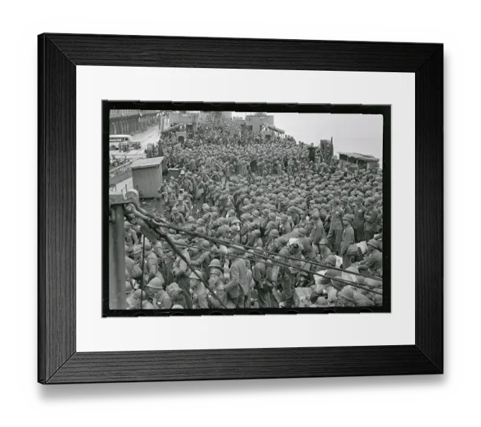Framed Print : Crowds of Chinese Nationalist Troops