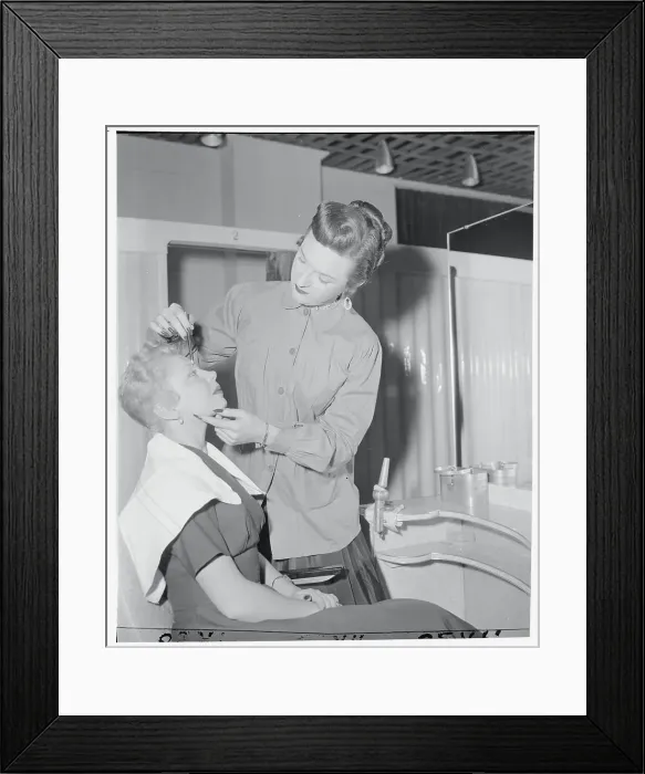 Framed Print : Sex Changed Artist Applying Makeup to Customer Framed Print : Sex Changed Artist Applying Makeup to Customer