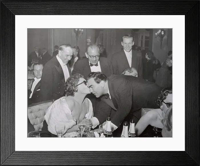 Framed Print : Max Schmelling Kissing Zarah Leander Framed Print : Max Schmelling Kissing Zarah Leander