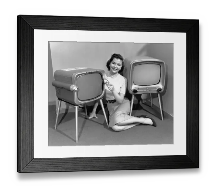 Framed Print : First Lightweight Zenith Televisions Framed Print : First Lightweight Zenith Televisions