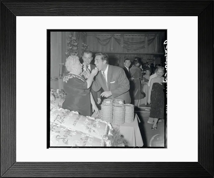 Framed Print : Sophie Tucker Feeding Cake to Vic Mature