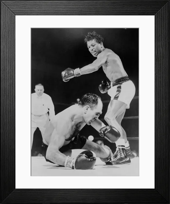 Framed Print : Sugar Ray Robinson Knocking Down Joe Rindone Framed Print : Sugar Ray Robinson Knocking Down Joe Rindone