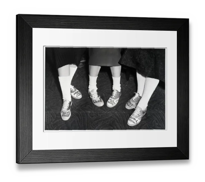 Framed Print : Teenage Fad Of Foot Messages Framed Print : Teenage Fad Of Foot Messages