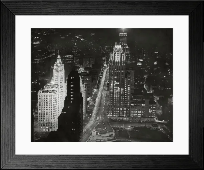 Framed Print : Chicago Business District Framed Print : Chicago Business District