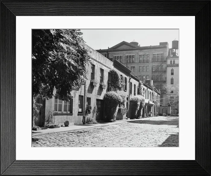 Framed Print : Washington Mews, Greenwich Village Framed Print : Washington Mews, Greenwich Village