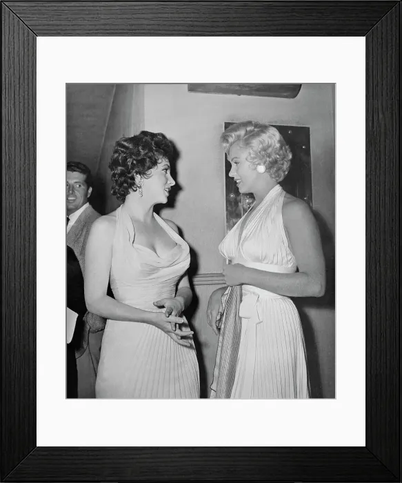 Framed Print : Marilyn Monroe and Gina Lollobrigida Framed Print : Marilyn Monroe and Gina Lollobrigida