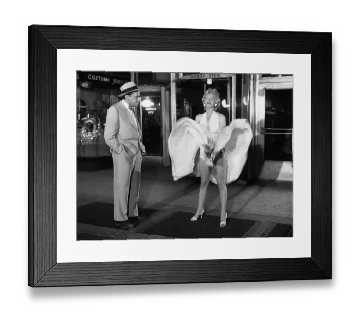 Framed Print : Marilyn Monroe in The Seven Year Itch Framed Print : Marilyn Monroe in The Seven Year Itch