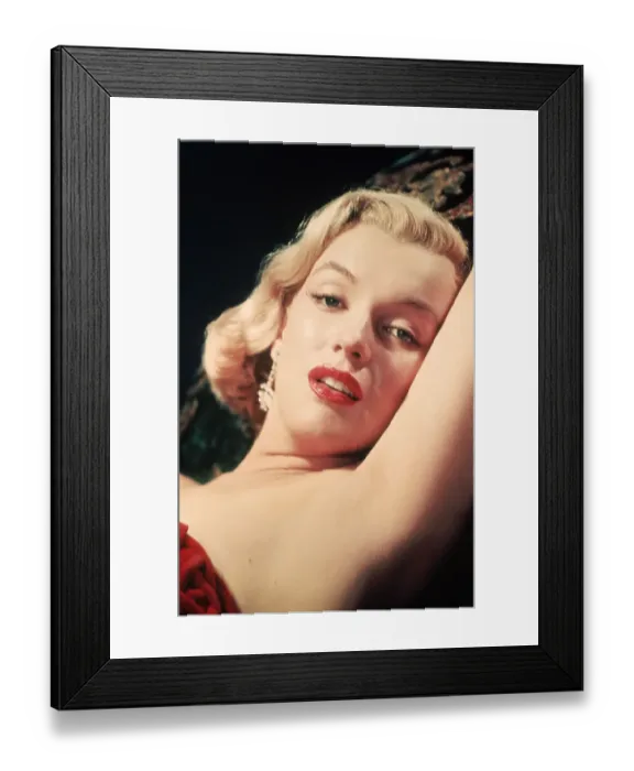 Framed Print : Portrait of Marilyn Monroe Framed Print : Portrait of Marilyn Monroe