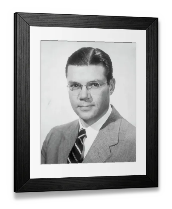 Framed Print : Portrait of Roberts McNamara Framed Print : Portrait of Roberts McNamara