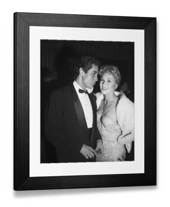 Framed Print : Kim Novak Chatting with Kerwin Mathews Framed Print : Kim Novak Chatting with Kerwin Mathews
