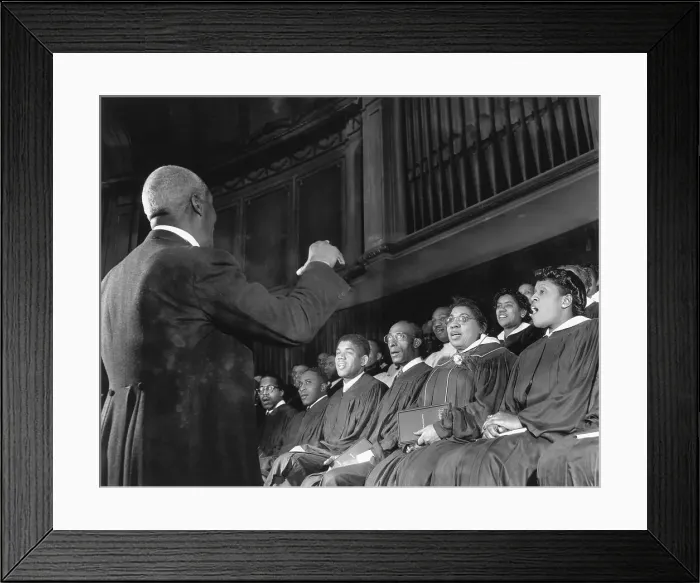 Framed Print : Metropolitan Community Church Choir Performs