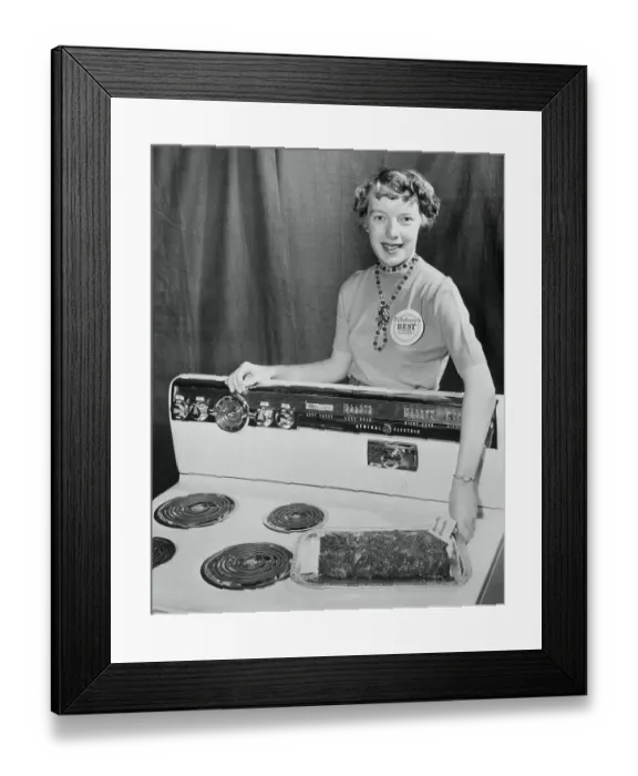 Framed Print : Nancy Harden with Her Prize Winning Red Apple Swirls Framed Print : Nancy Harden with Her Prize Winning Red Apple Swirls