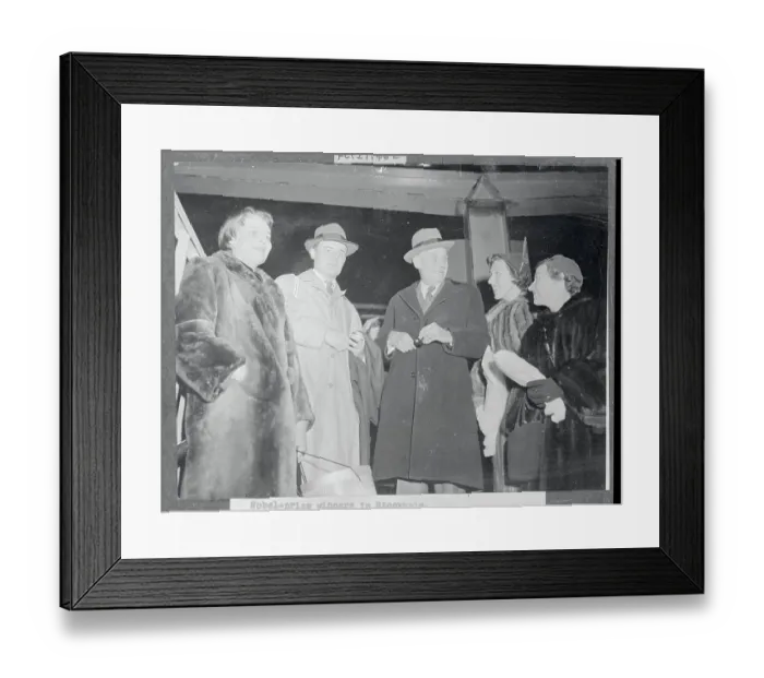 Framed Print : Portrait of John Enders and Frederick Robbins with Their Family Framed Print : Portrait of John Enders and Frederick Robbins with Their Family