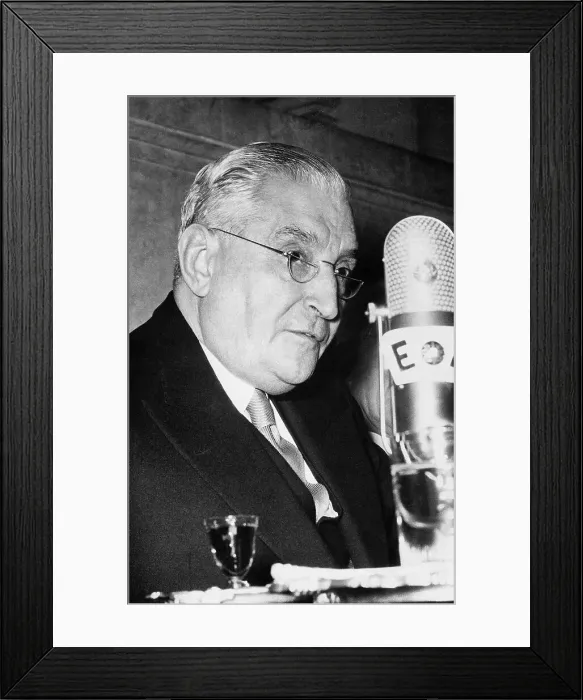 Framed Print : Premier Antonio Oliveira Salazar Addressing Assembly Framed Print : Premier Antonio Oliveira Salazar Addressing Assembly