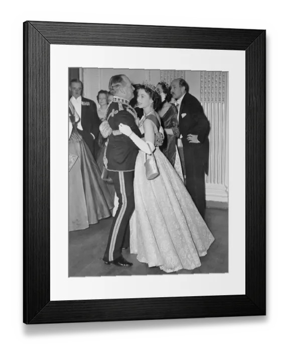 Framed Print : Queen Elizabeth and Sir John Baldwin Dancing Framed Print : Queen Elizabeth and Sir John Baldwin Dancing