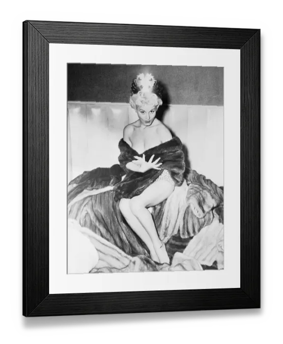 Framed Print : Portrait of Vickie Hayes Framed Print : Portrait of Vickie Hayes