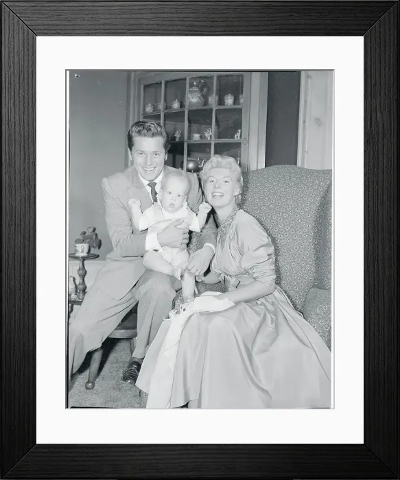 Framed Print : Gordon Macrae with Wife Sheila and Son Framed Print : Gordon Macrae with Wife Sheila and Son