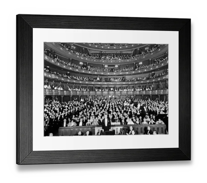 Framed Print : Interior of Metropolitan Opera House Framed Print : Interior of Metropolitan Opera House