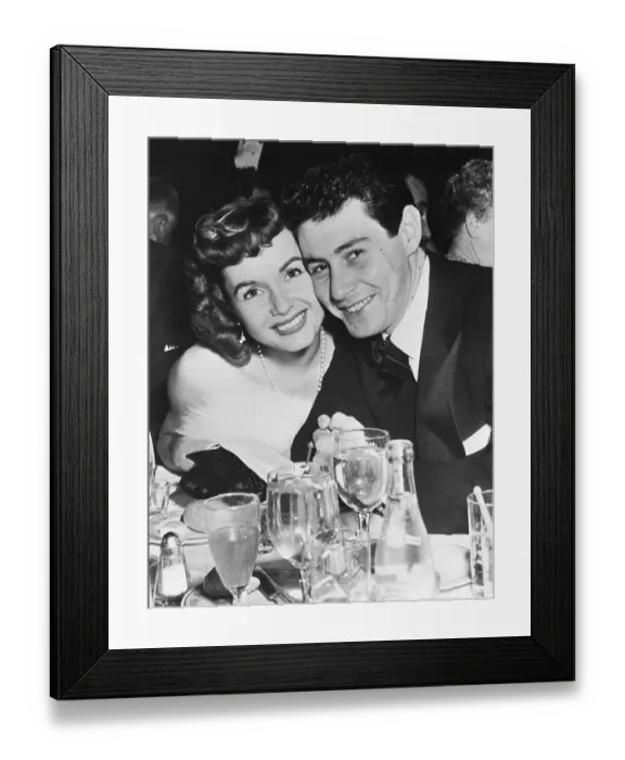 Framed Print : Debbie Reynolds and Eddie Fisher Smiling