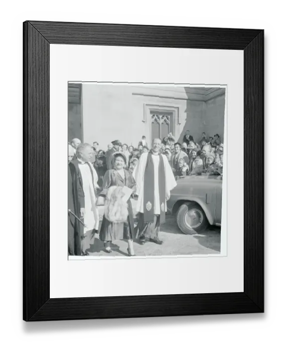 Framed Print : Queen Mother Elizabeth at Washington Cathedral Framed Print : Queen Mother Elizabeth at Washington Cathedral