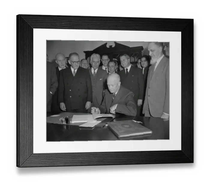 Framed Print : Portrait of Dwight D. Eisenhower Framed Print : Portrait of Dwight D. Eisenhower