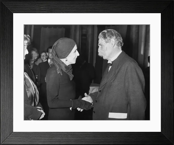 Framed Print : Albert Schweitzer Shaking Hands With Karen Blixen