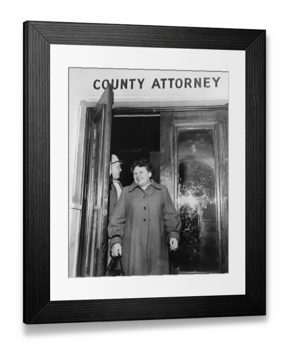 Framed Print : Nannie Doss Leaving a County Attorney's Office Framed Print : Nannie Doss Leaving a County Attorney's Office