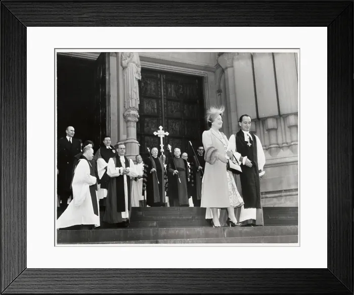 Framed Print : Queen Mother Elizabeth and Horace W.B. Donegan Framed Print : Queen Mother Elizabeth and Horace W.B. Donegan