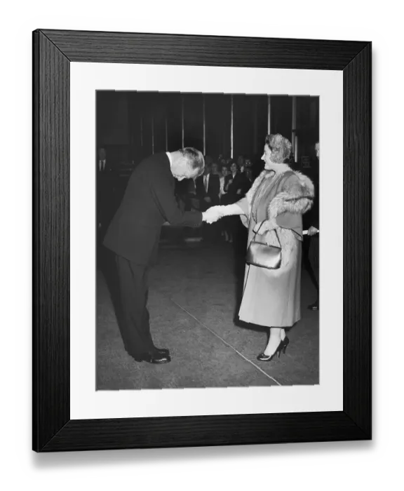 Framed Print : Dag Hammarskjold Welcoming Queen Elizabeth Framed Print : Dag Hammarskjold Welcoming Queen Elizabeth