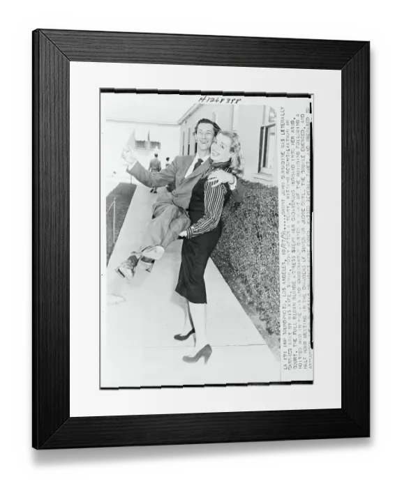 Framed Print : Sonia Carradine Carrying Her Husband Framed Print : Sonia Carradine Carrying Her Husband