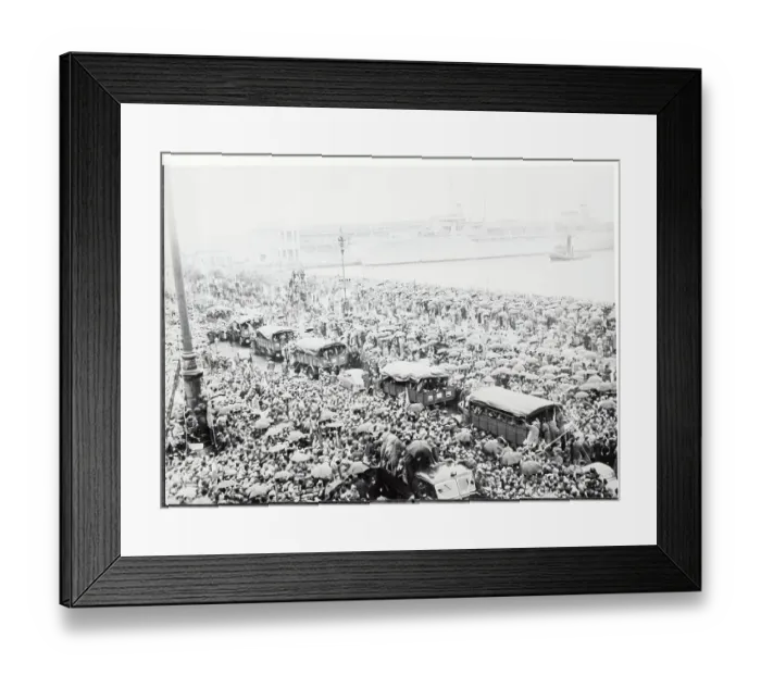 Framed Print : View of Italian Troops Getting Tumultuous Welcome Framed Print : View of Italian Troops Getting Tumultuous Welcome