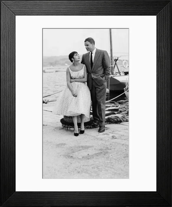 Framed Print : Marlon Brando with Josiane Mariani