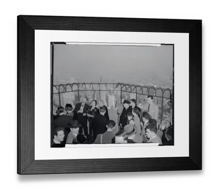 Framed Print : Queen Mother and Group at Empire State Building Observatory Framed Print : Queen Mother and Group at Empire State Building Observatory