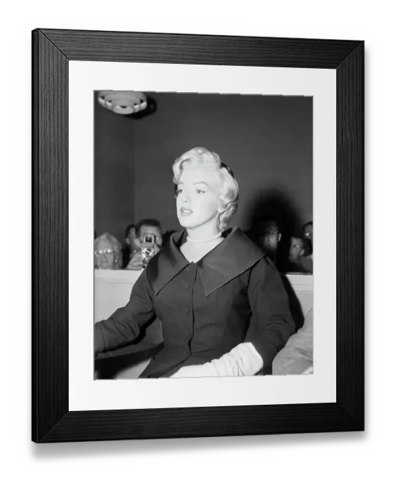 Framed Print : Marilyn Monroe Appears in Superior Court Framed Print : Marilyn Monroe Appears in Superior Court