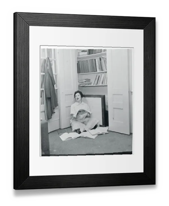 Framed Print : Maria Leone Sitting on the Floor Framed Print : Maria Leone Sitting on the Floor