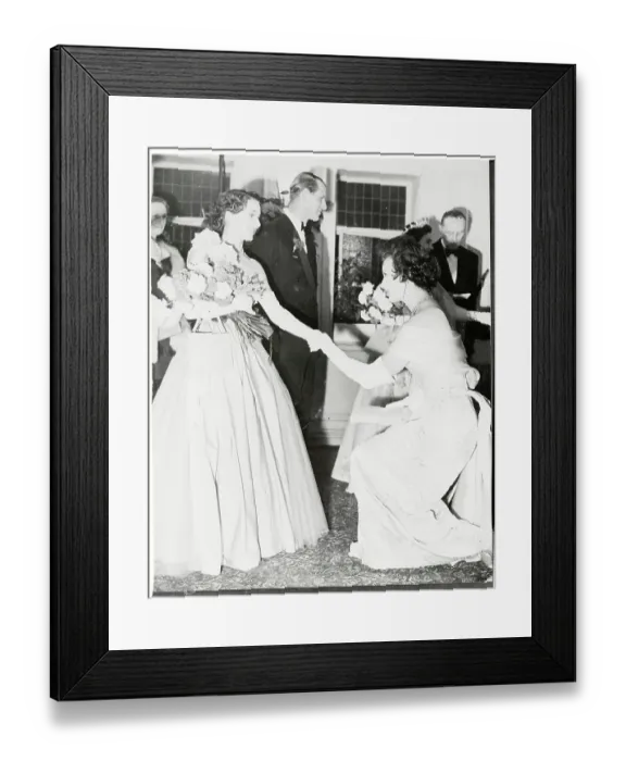 Framed Print : Gianna Maria Canale Curtsying Before Princess Margaret Framed Print : Gianna Maria Canale Curtsying Before Princess Margaret