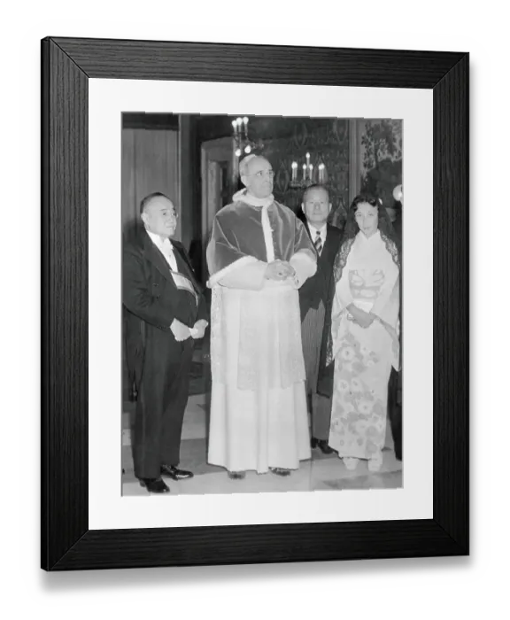 Framed Print : Shigeru Yoshida and Daughter Visiting Pope Pius XII Framed Print : Shigeru Yoshida and Daughter Visiting Pope Pius XII