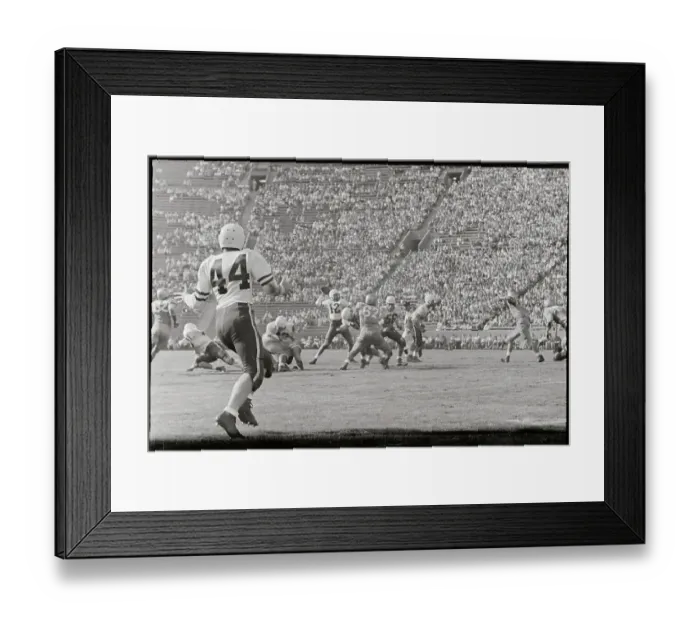 Framed Print : John Brodie Throwing a Pass Framed Print : John Brodie Throwing a Pass