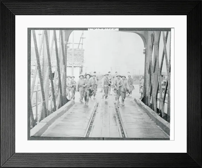 Framed Print : Soldiers Marching Over a Bridge Framed Print : Soldiers Marching Over a Bridge
