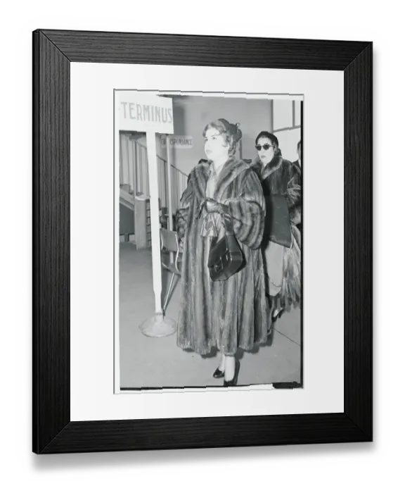 Framed Print : Queen Narriman Walking Framed Print : Queen Narriman Walking