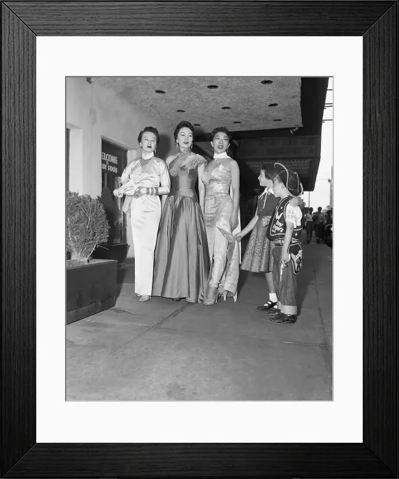 Framed Print : Models Wearing Evening Gowns Framed Print : Models Wearing Evening Gowns