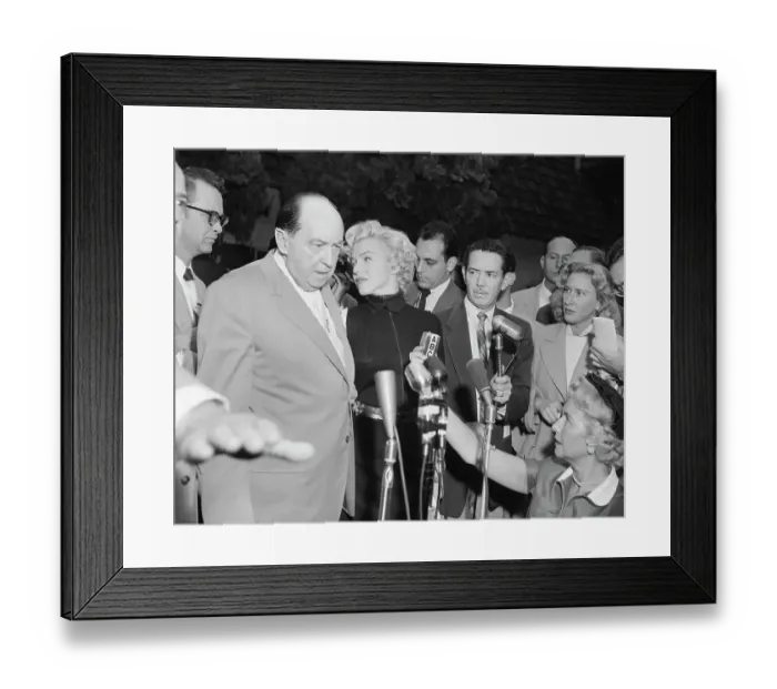 Framed Print : Marilyn Monroe Leaving Home Framed Print : Marilyn Monroe Leaving Home