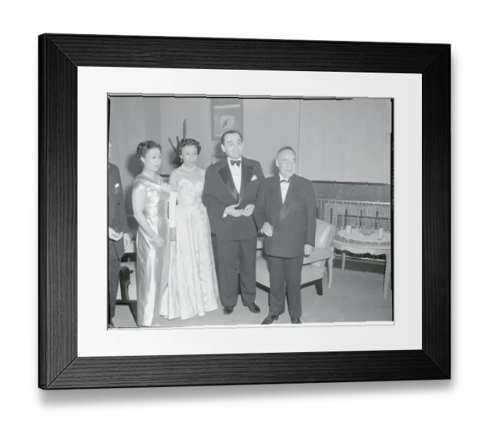 Framed Print : Portrait of Pierre Mendes-France With Shigeru Yoshida Framed Print : Portrait of Pierre Mendes-France With Shigeru Yoshida