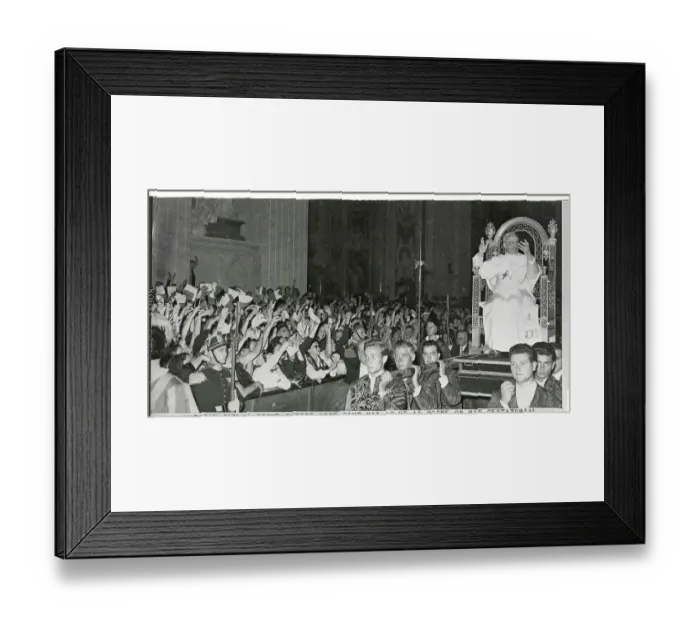 Framed Print : Portrait of Pope Pius XII Seated on Gestatorial Chair Framed Print : Portrait of Pope Pius XII Seated on Gestatorial Chair